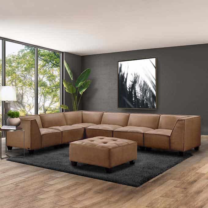 Luxurious Look with Leather