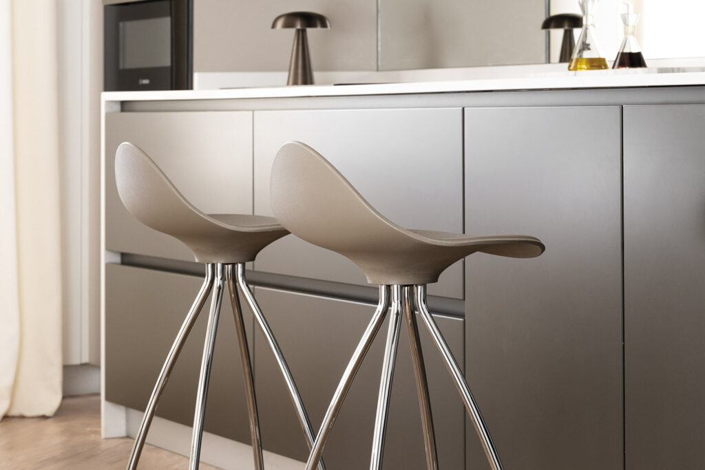 Onda Bar Stool