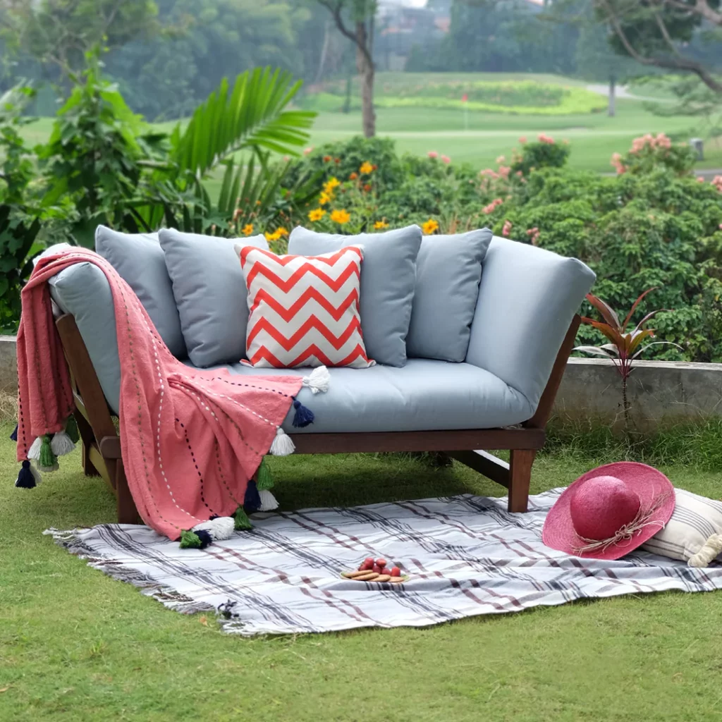 Outdoor daybed with cushions sale