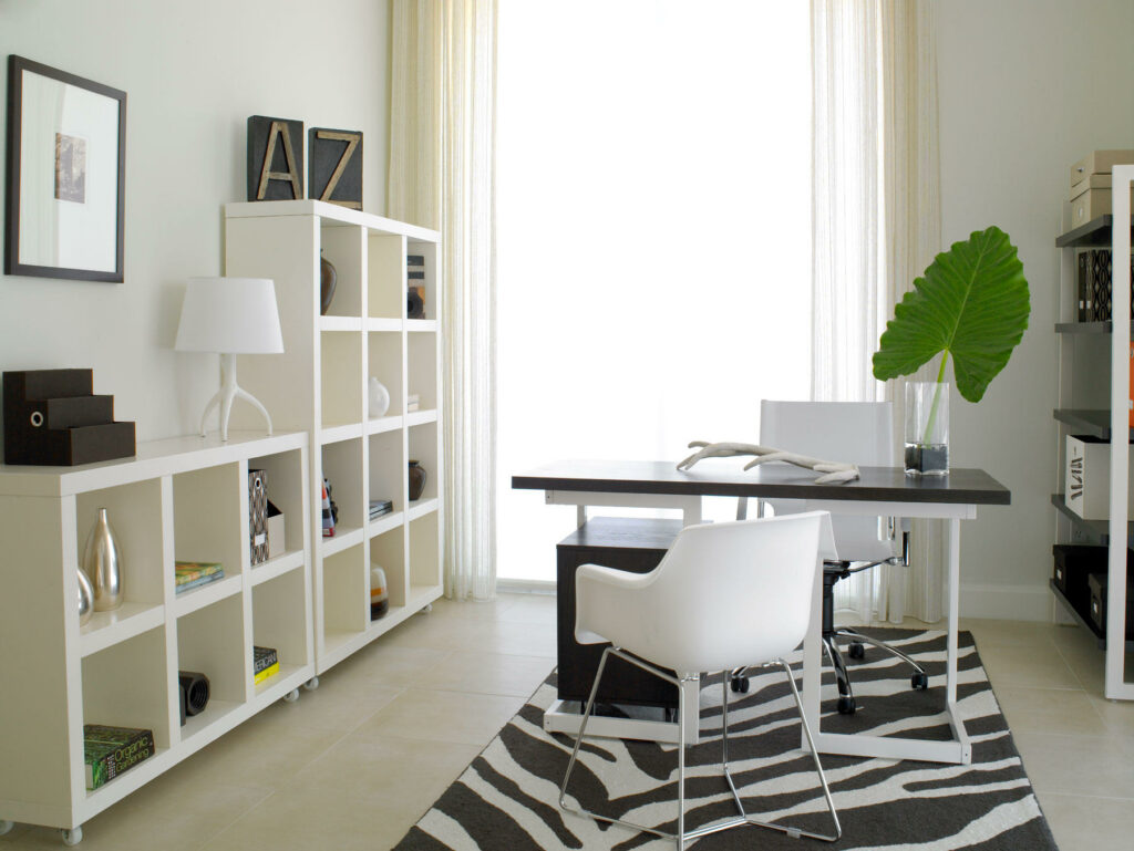 Simple White Home Office Decor
